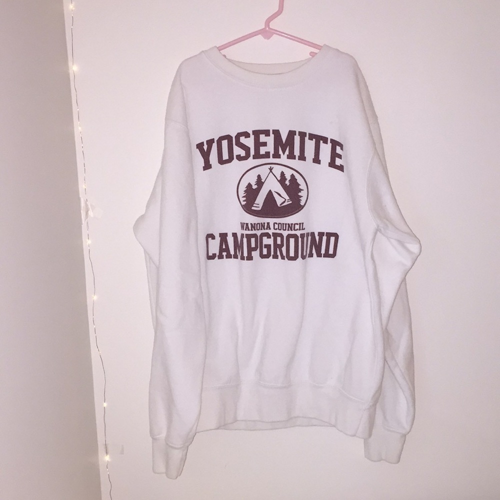 Brandy Melville Yosemite Sweatshirt